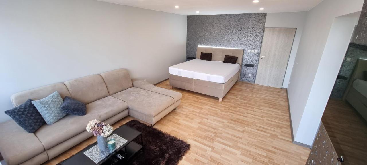 Apartman Viktorie Микулов Экстерьер фото