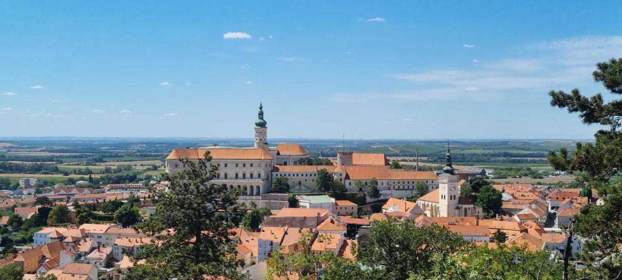 Apartman Viktorie Микулов Экстерьер фото